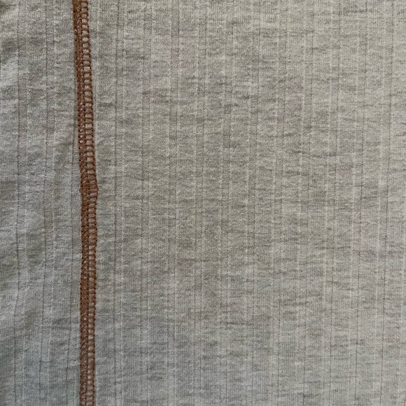 V-neck ribbed, tan top with brown stitching - Picture 5 of 7